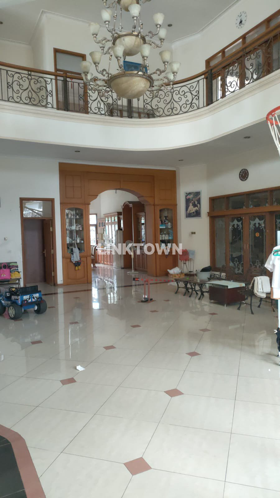 Rumah Mewah Posisi Hook 2 Lantai Dekat Akses Tol di Pondok Mutiara Sidoarjo