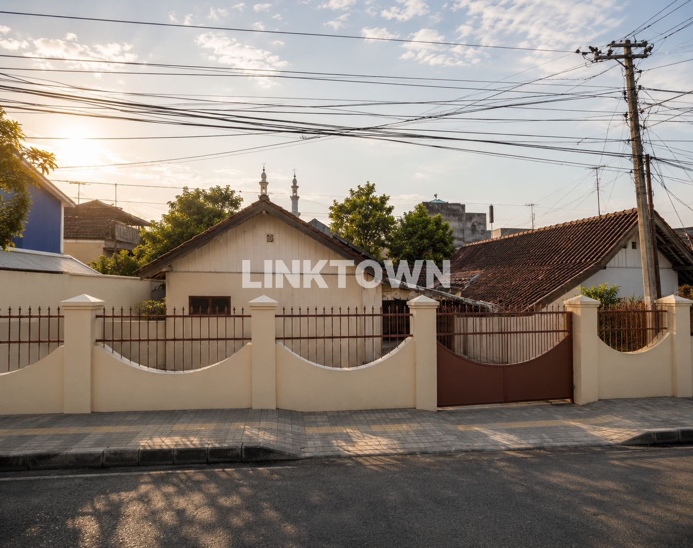 Disewakan Cocok untuk Hunian atau Usaha di Panjaitan Surakarta
