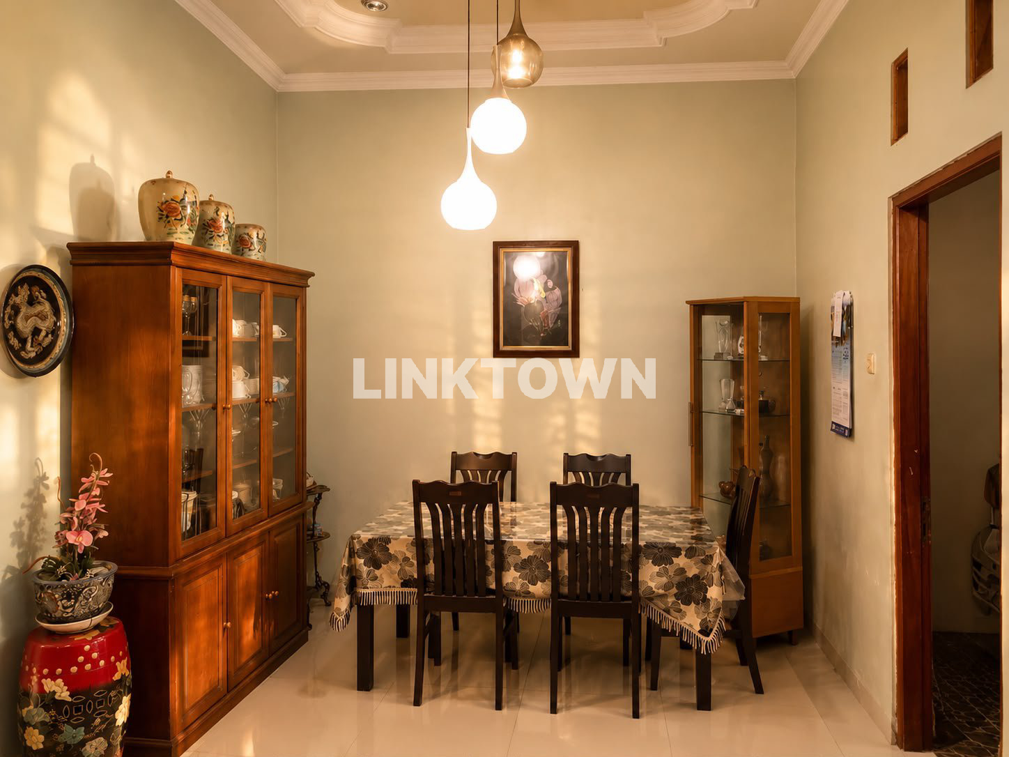 Dijual Full Furnished Nego Rumah Siap Huni 2 Lantai di Krapyak Pucangan