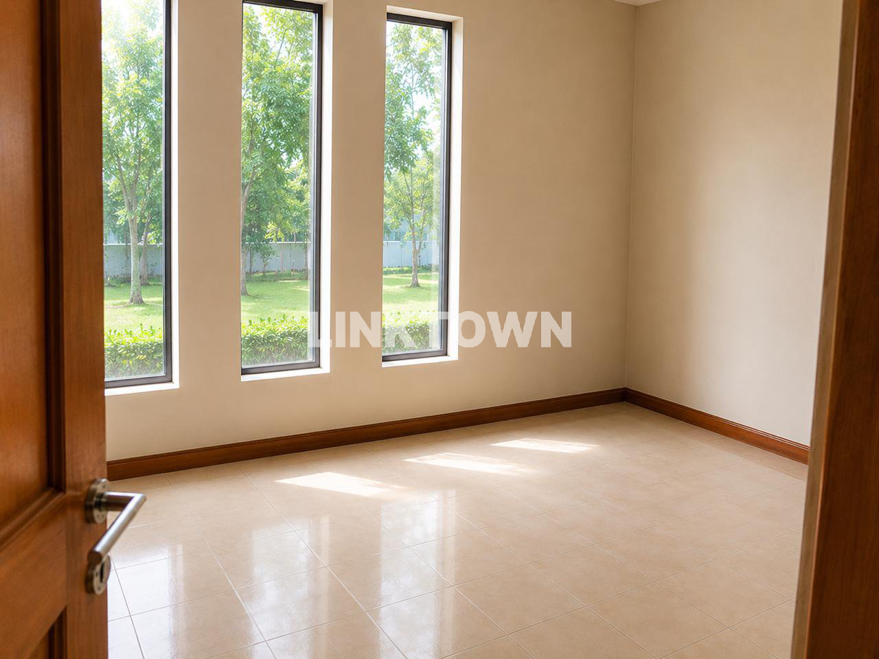 Dijual Rumah Komersial Cocok untuk Perkantoran, Bank, Klinik di Ciptomangunkusomo Surakarta