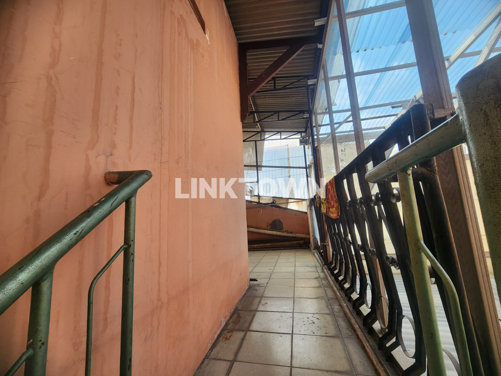 Dijual Rumah Srategis Surabaya Selatan di Sidodermo Selangkah ke Plaza Marina