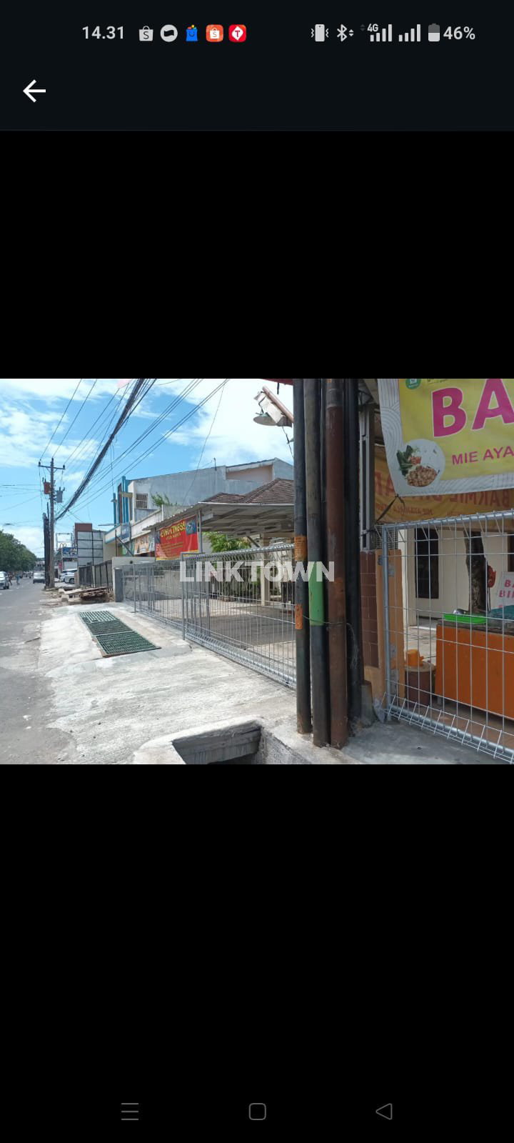 Dijual Rumah Strategis Posisi Hook Cocok untuk Usaha di Semarang