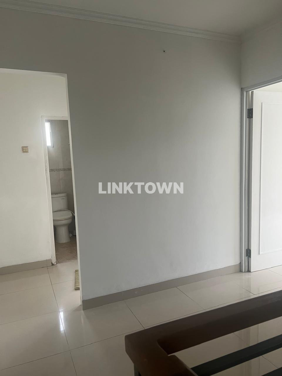 Dijual Rumah 2 Lantai di Lippo Karawaci