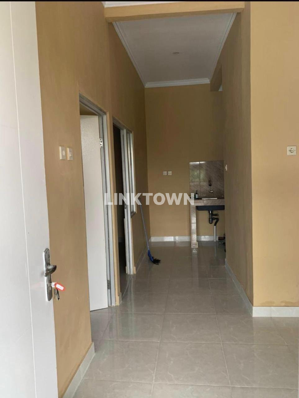 Dijual/Disewakan Rumah di Cluster Madrid Mutiara Gading City
