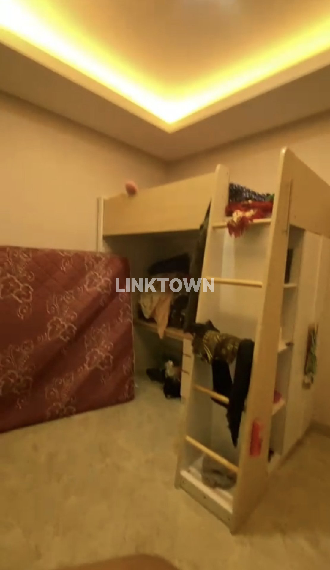 Good Deal!!! Jual Cepat Rumah Siap Huni dengan Lokasi Strategis di Setu Bekasi
