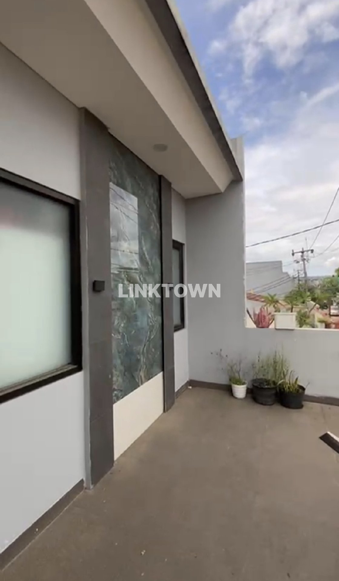 Good Deal!!! Jual Cepat Rumah Siap Huni dengan Lokasi Strategis di Setu Bekasi