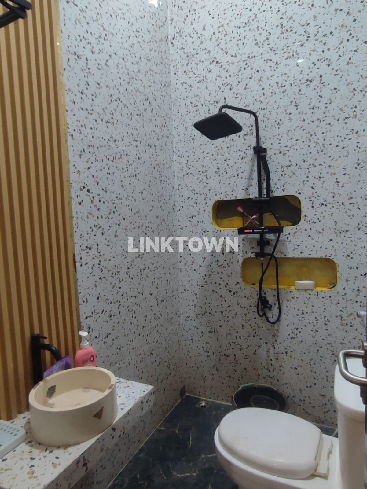Dijual Cepat Rumah Mewah 2 Lantai Proses Finishing Renovasi