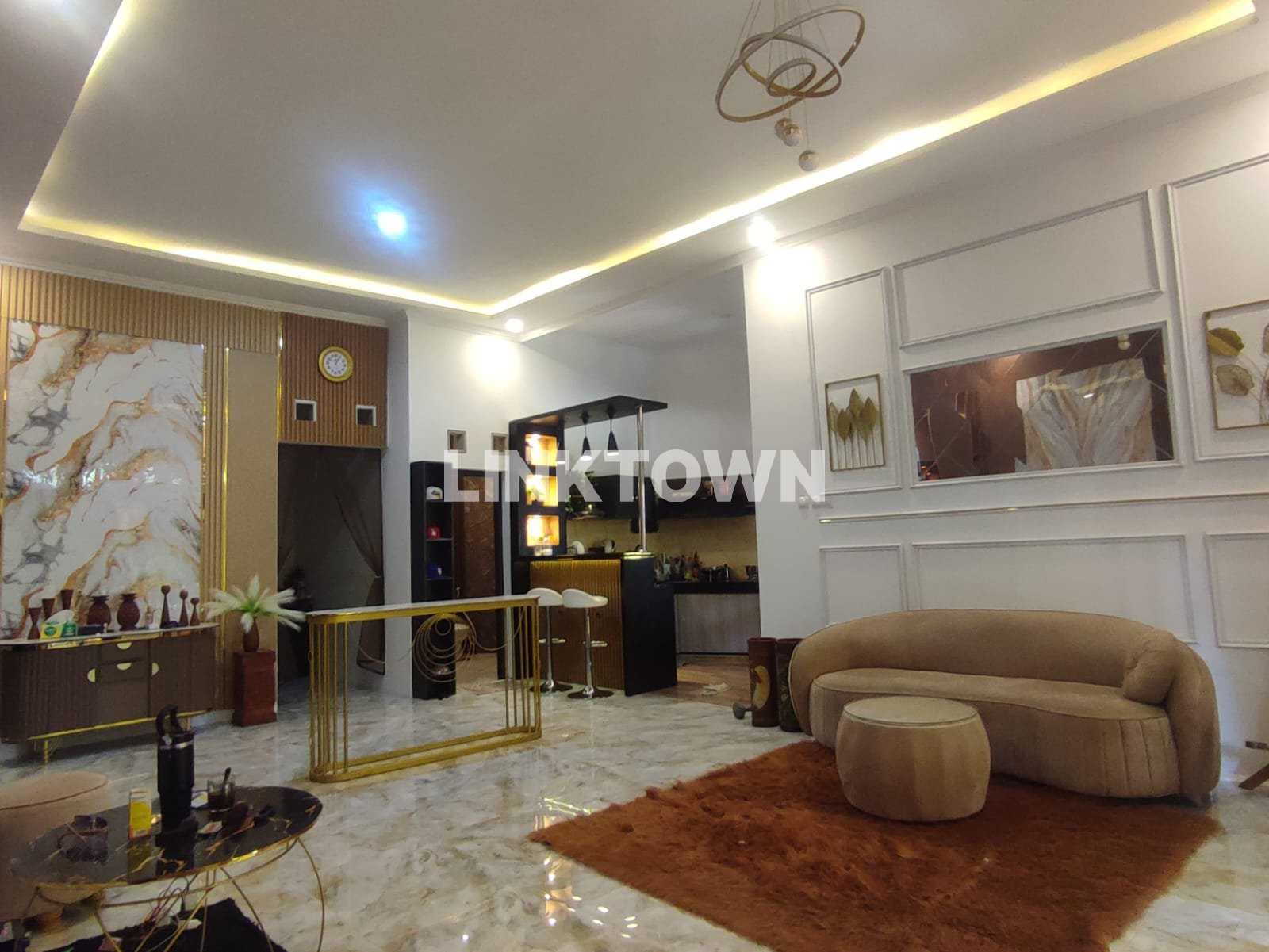 Dijual Cepat Rumah Mewah 2 Lantai Proses Finishing Renovasi