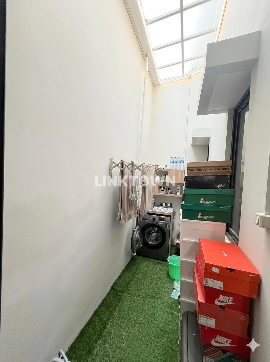 Good Deal!!! Dijual Rumah Furnish Siap Huni di Mulberry Summarecon Bekasi