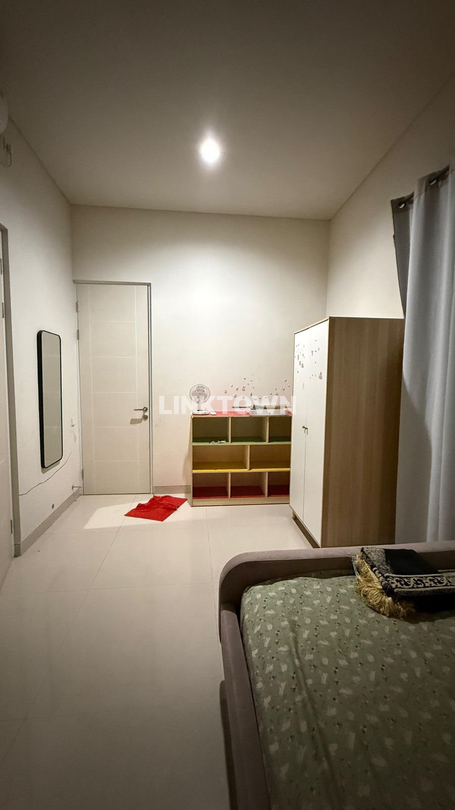 Semi Furnish Rumah 2 Lantai di Central Park Dekat Bandara Juanda