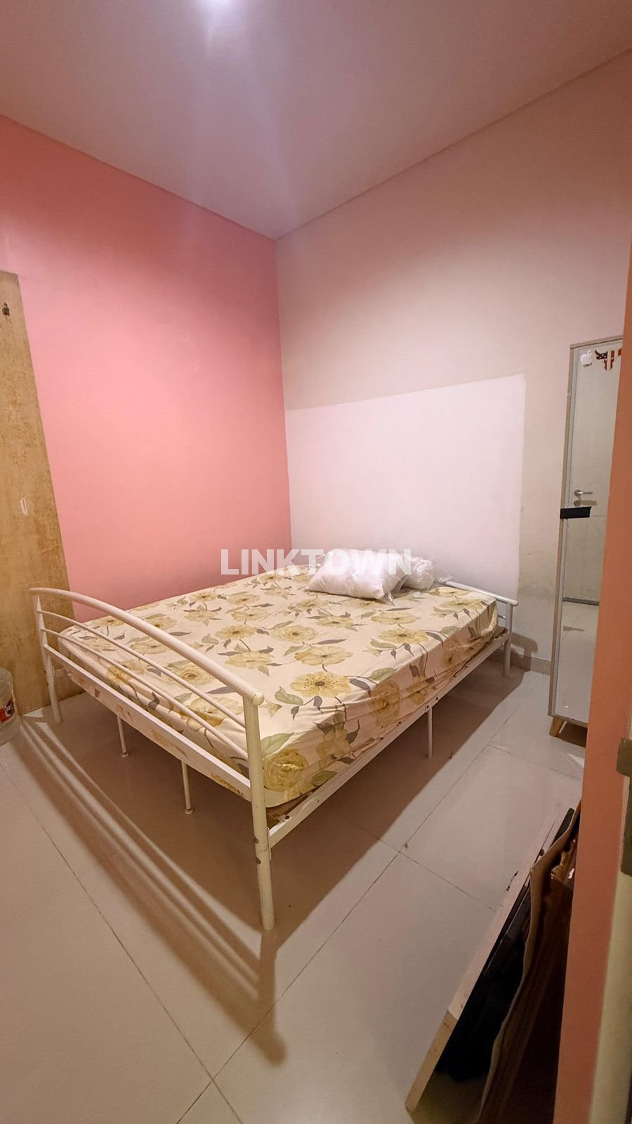 Semi Furnish Rumah 2 Lantai di Central Park Dekat Bandara Juanda