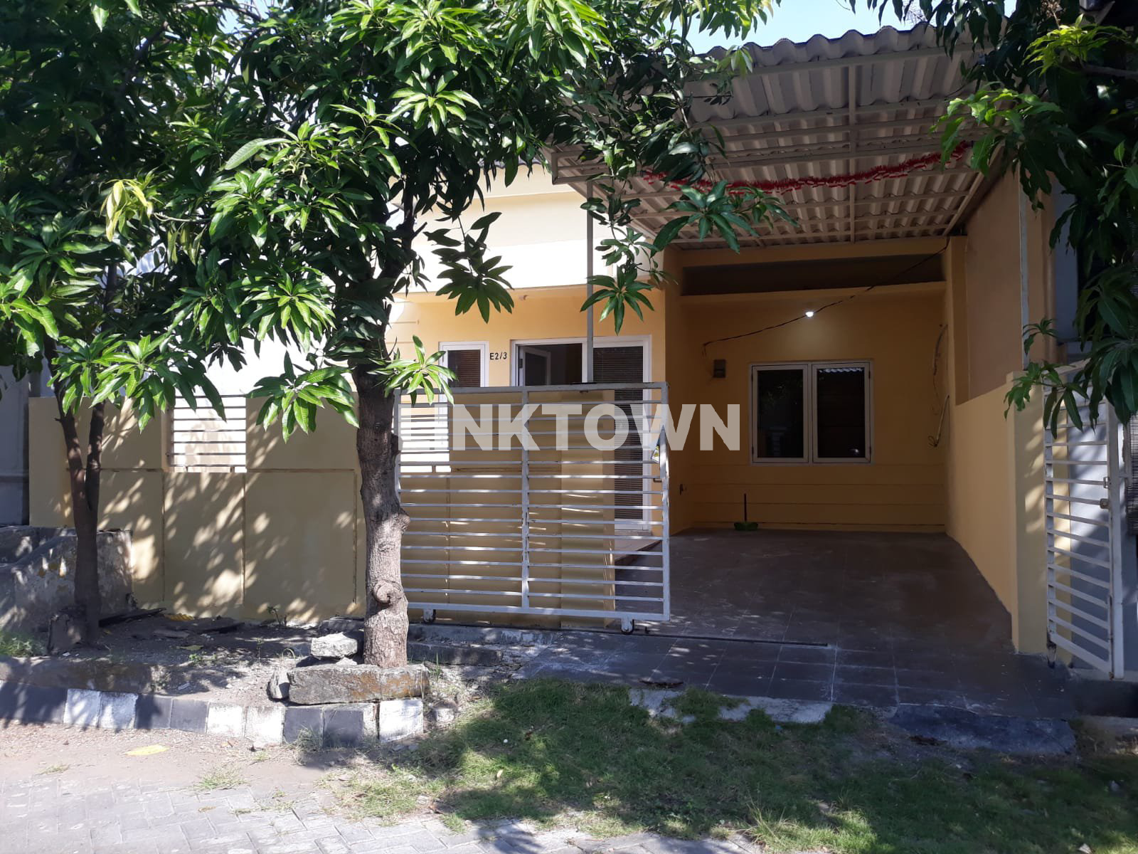 Dijamin Termurah Harga Nego Tipis Hunian Nyaman di Perum Permata Safira Surabaya Barat Dijamin Termurah Harga Nego Tipis Hunian Nyaman di Perum Permata Safira Surabaya Barat