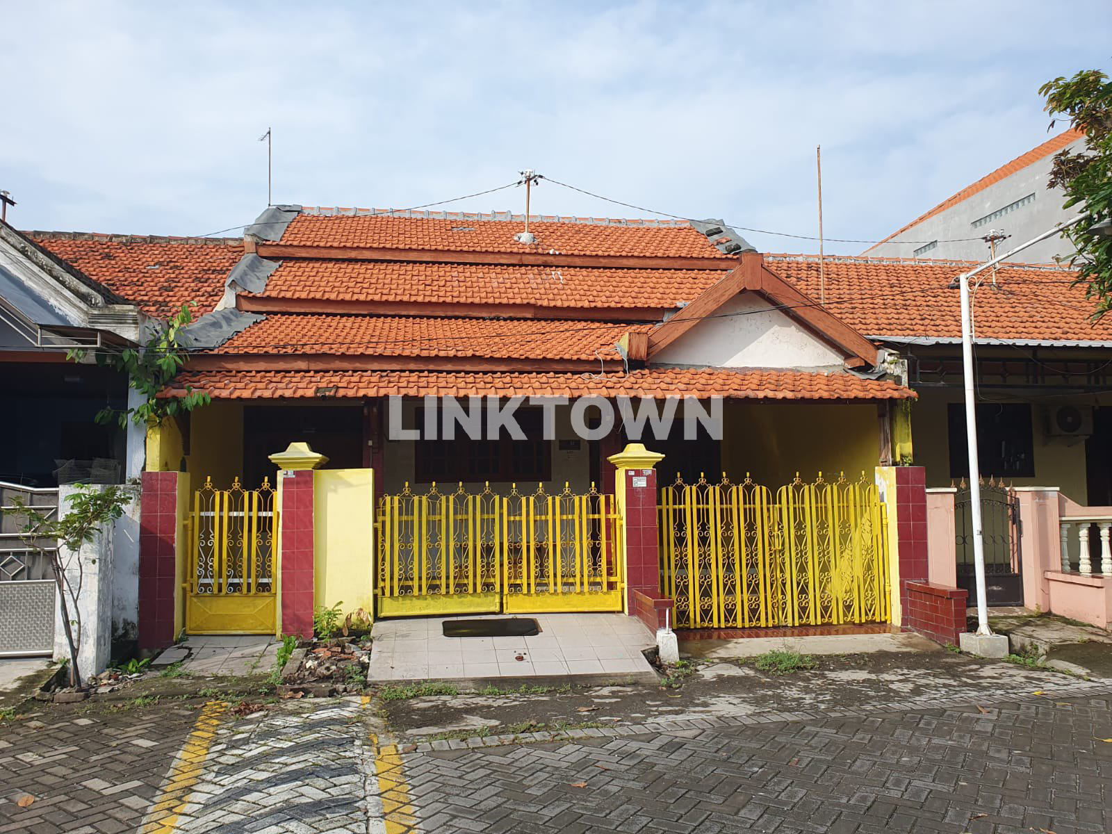 Dijual Rumah Strategis di Randu Agung Gresik Kota Baru Dijual Rumah Strategis di Randu Agung Gresik Kota Baru