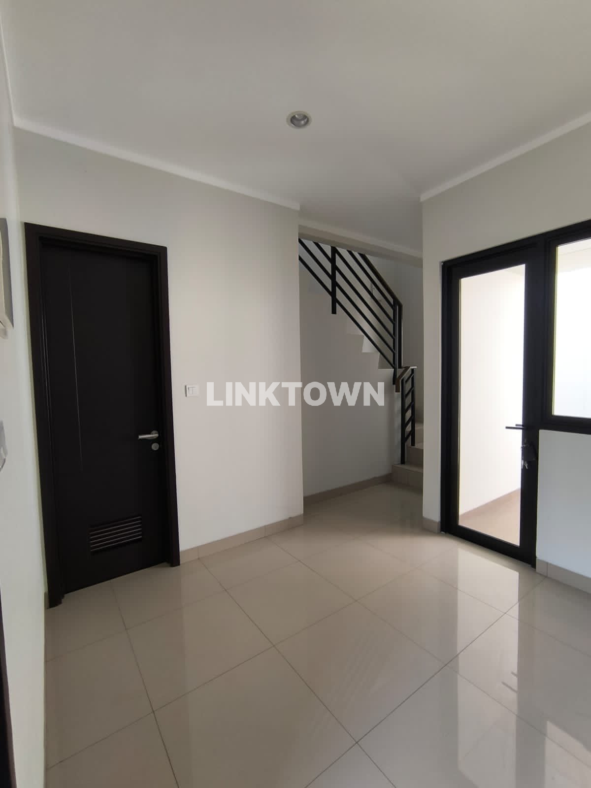 DIJUAL Rumah Cluster Regia Summarecon Crown Gading Cepat