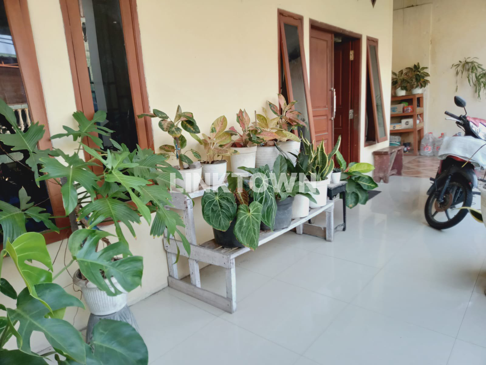 Dijual Rumah 2 Lantai Siap Huni di Perum Pondok Manggala