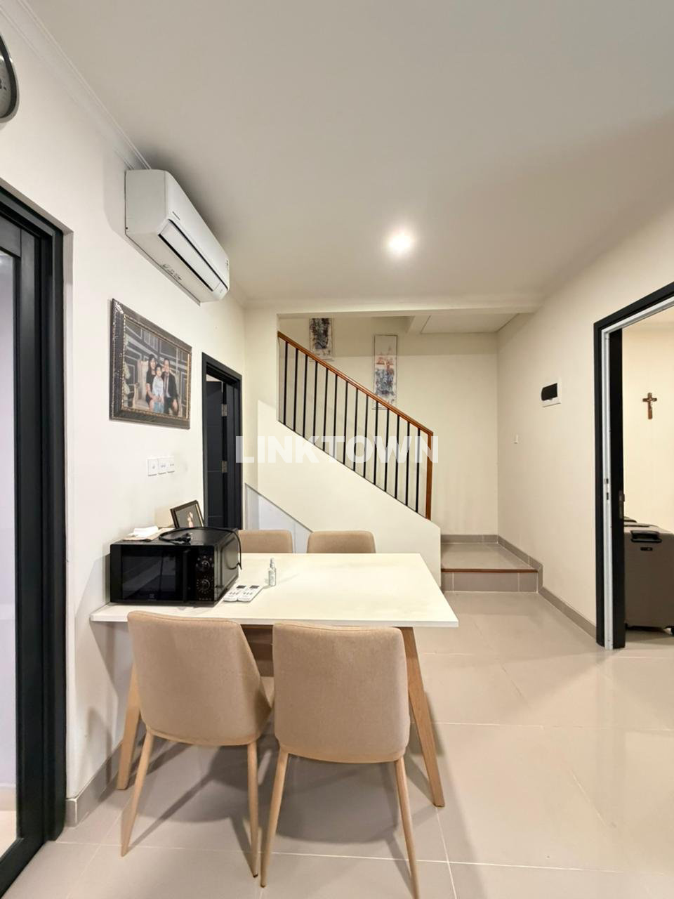 Jual Cepat Rumah Furnish Siap Huni Nego Sampe Deal di Baroni Summarecon Serpong