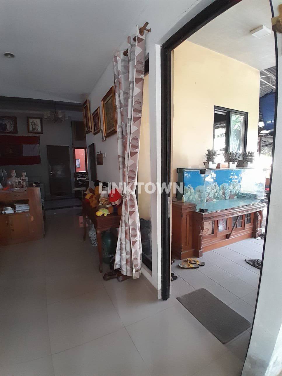 Dijual Rumah Hook 2 Lantai Siap Huni Luas 273m² dekat dengan Summarecon