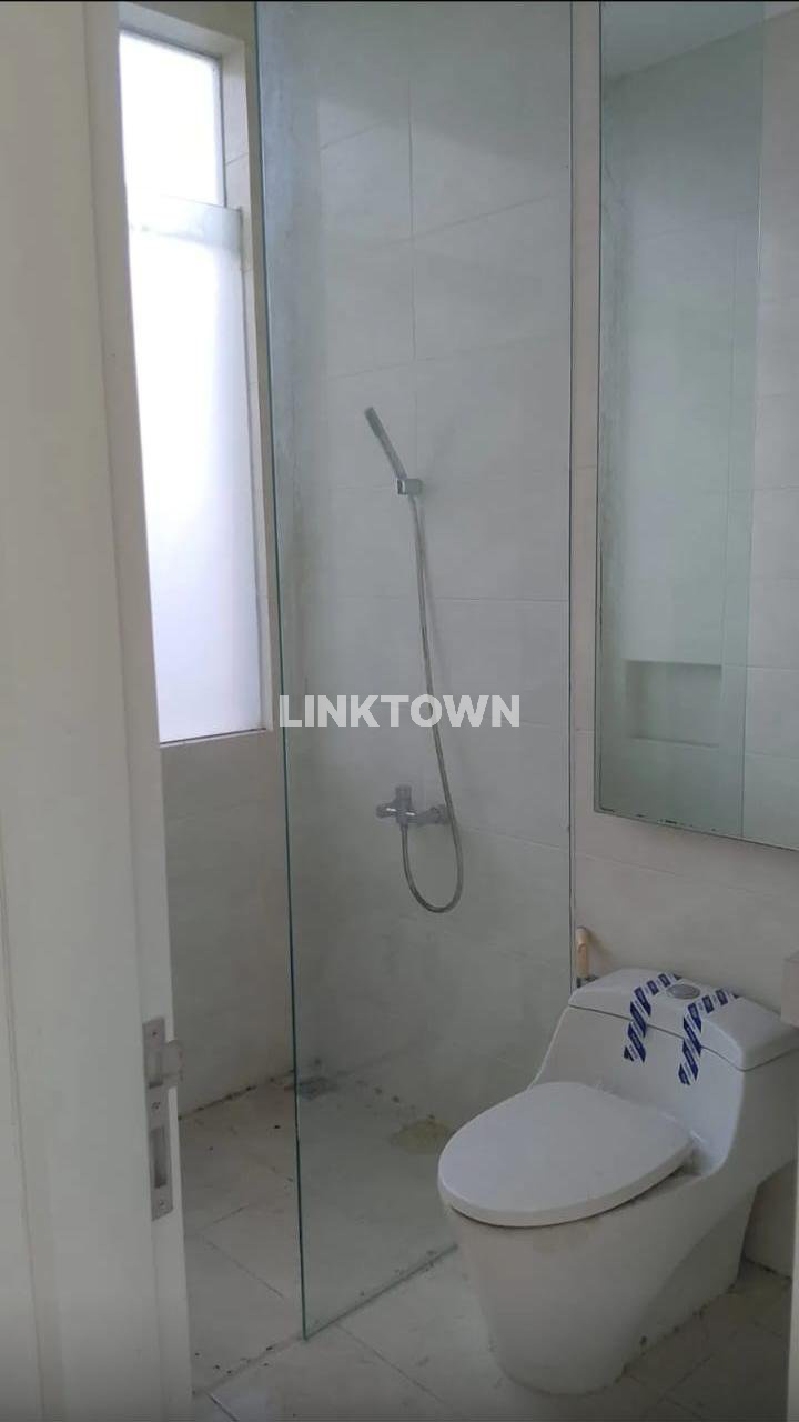 Dijual Under Appraisal Rumah Siap Huni di Grand Pakuwon Surabaya