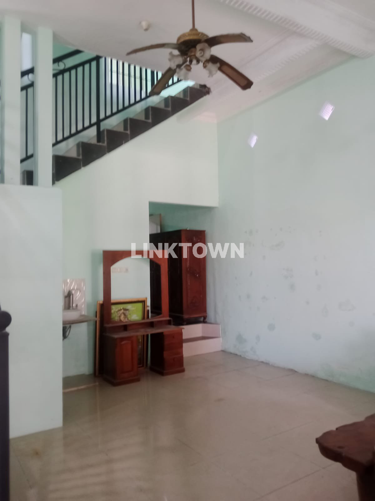 Nego Rumah 2 Lantai Siap Huni di Gunung Anyar Sejahtera Surabaya Timur