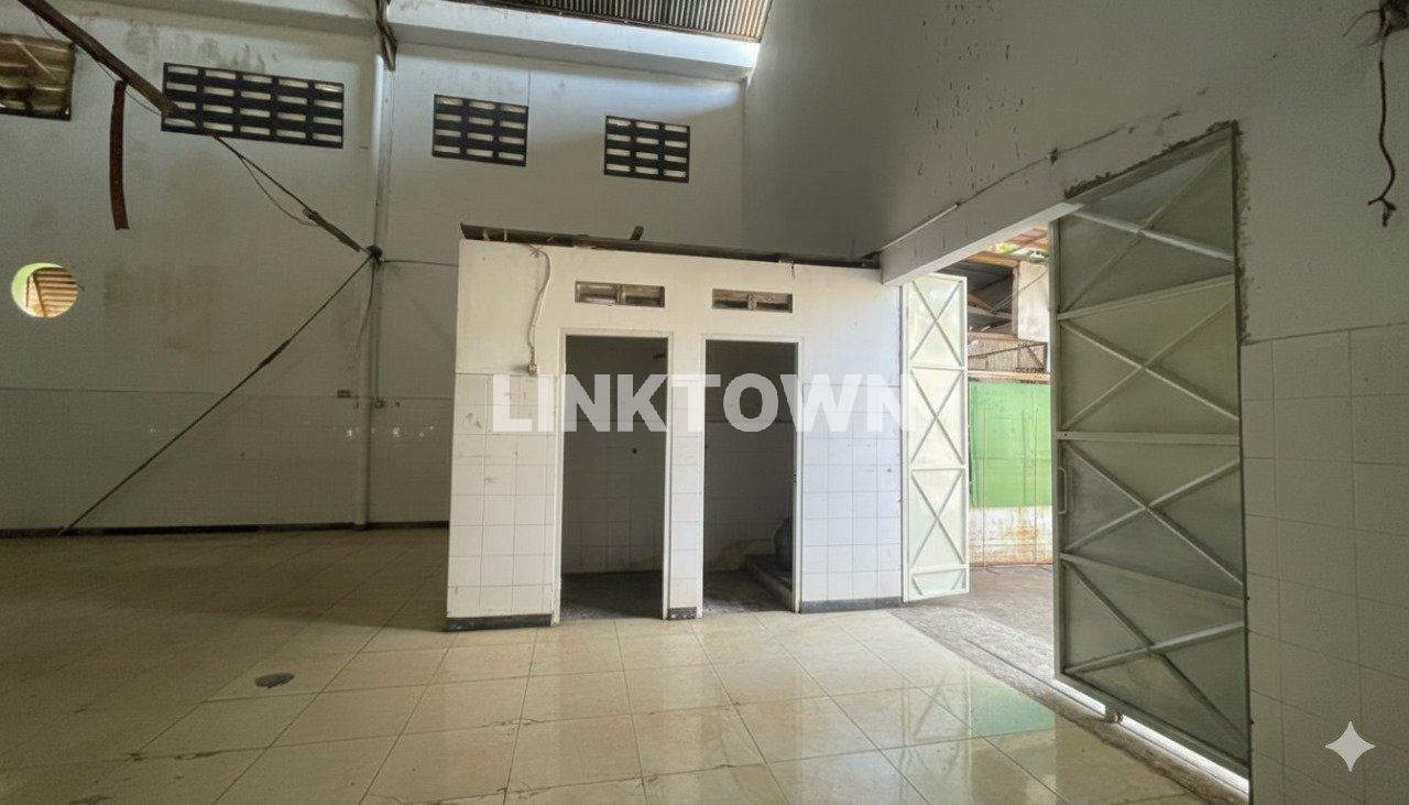 Dijual Ruang Usaha Nego Cocok untuk Rumah Produksi atau Gudang di Open Sari Sukoharjo