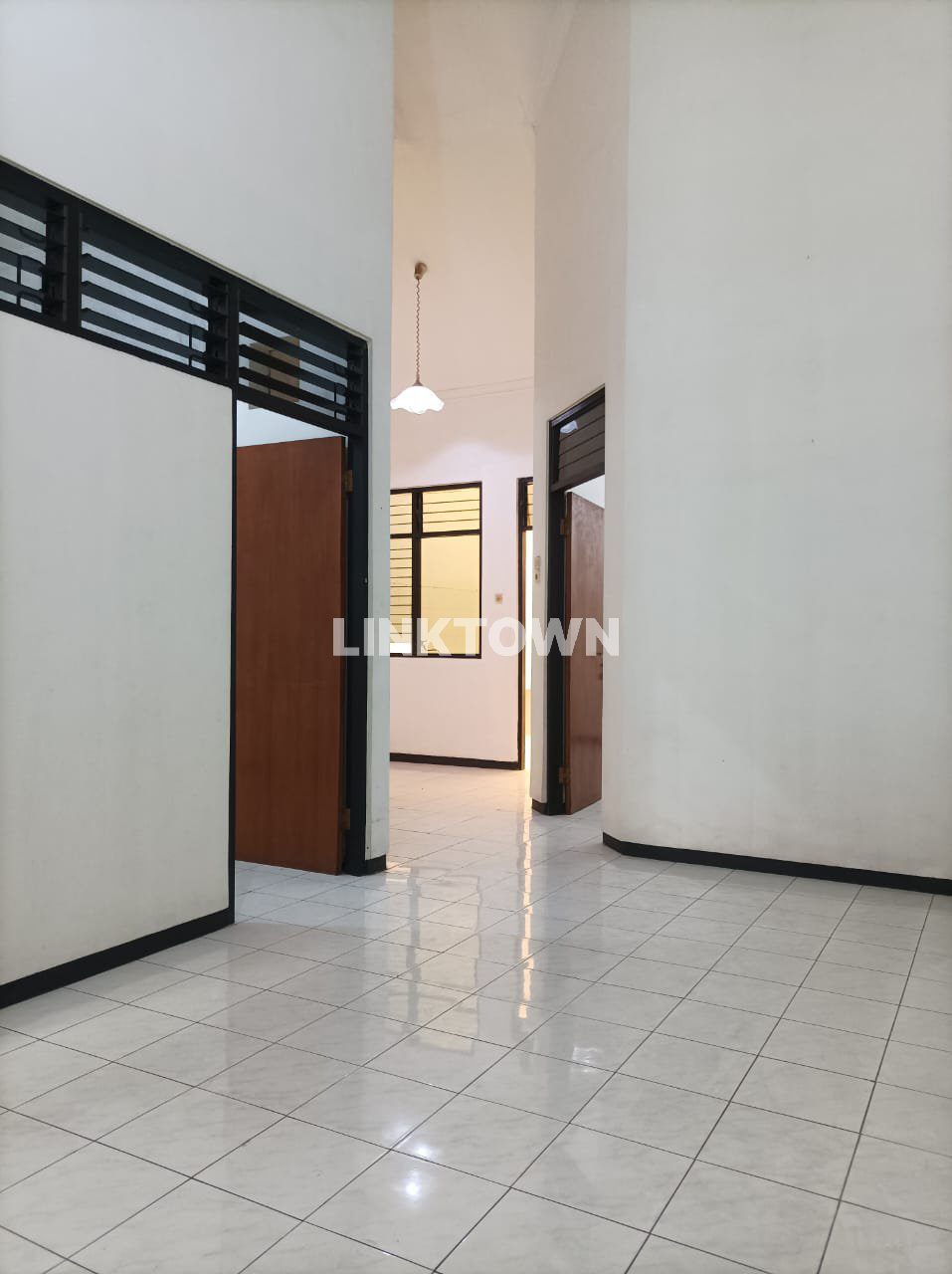 Hunian Termurah Nego di Kawasan Pondok Wiyung Indah Surabaya Barat