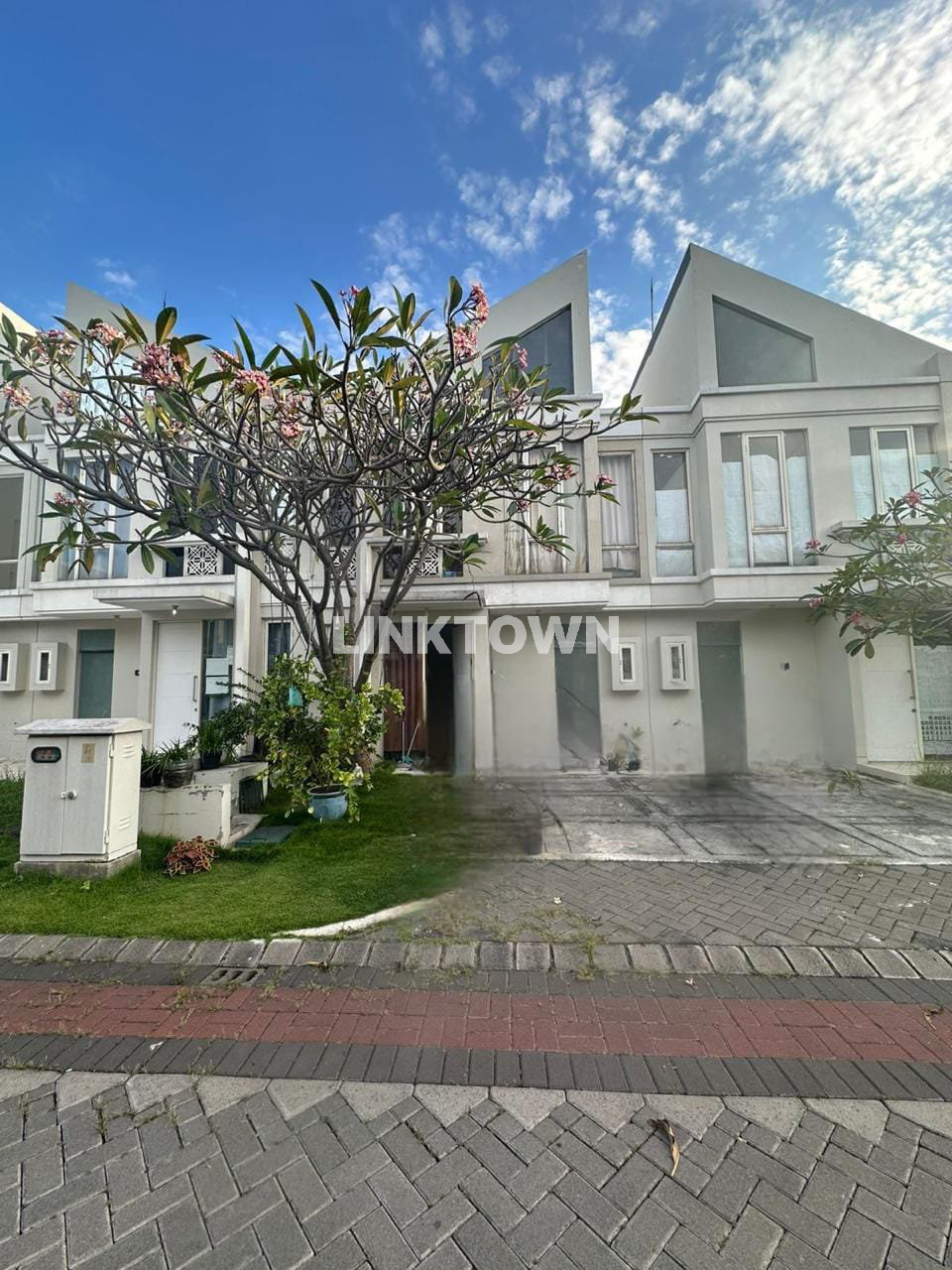 Harga Under Appraisal dan Nego Rumah di Kawasan Grand Pakuwon Surabaya Barat