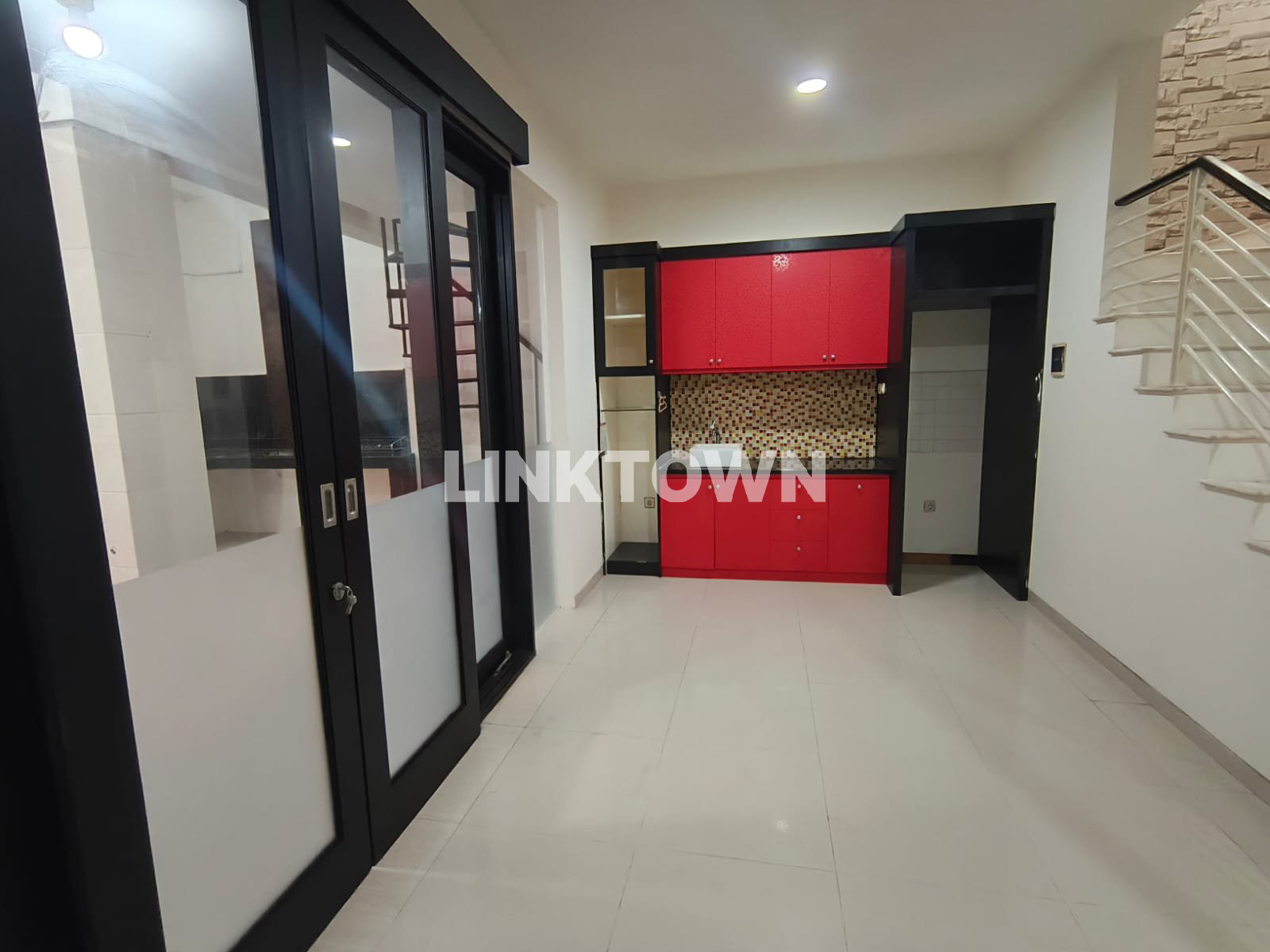Jual Cepat Hunian Modern di Pantai Mentari Surabaya Dekat Tempat Wisata