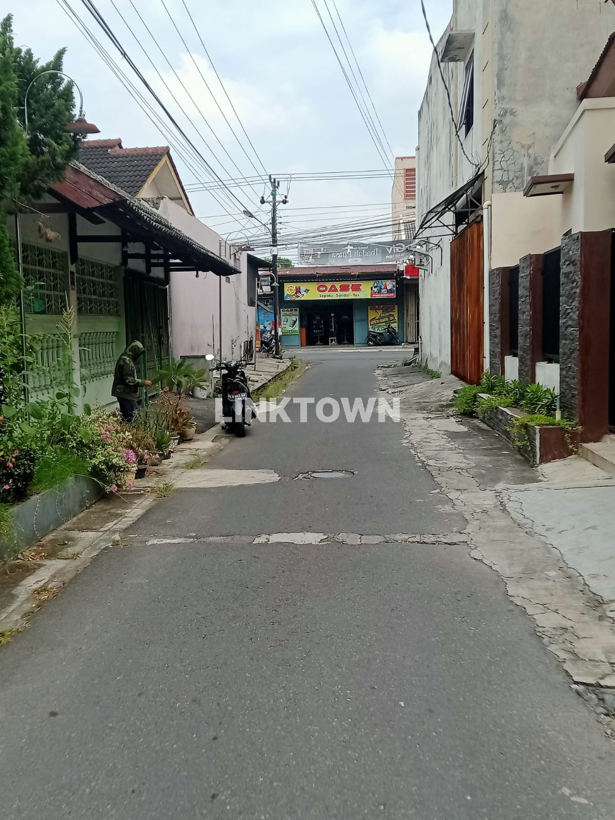 Dijual Ruang Usaha Cocok untuk Toko di Sibela Tengah Surakarta