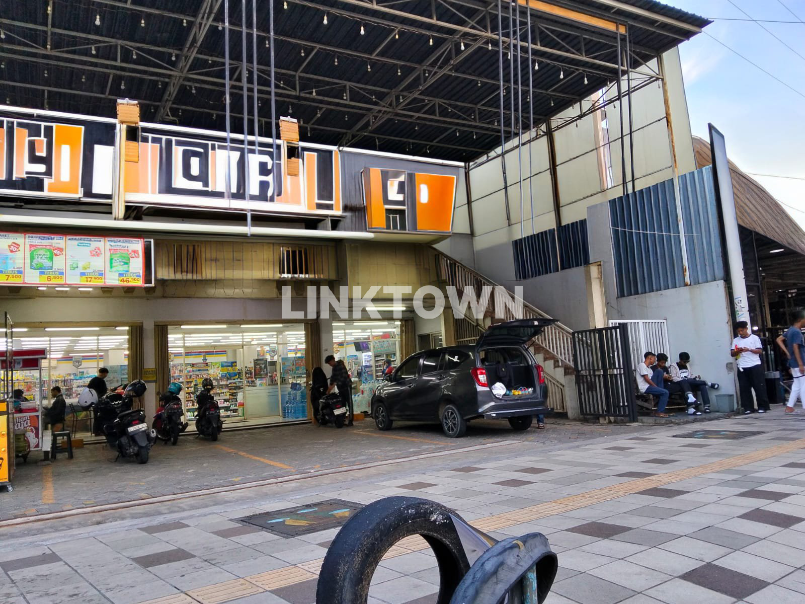 Disewakan Ruang Usaha Cocok untuk Cafe, Klinik, Showroom di Ponti Sidoarjo Disewakan Ruang Usaha Cocok untuk Cafe, Klinik, Showroom di Ponti Sidoarjo