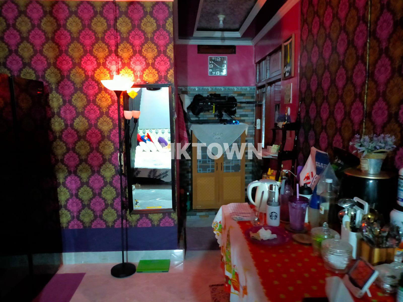 Dijual Rumah 1,5 Lantai di Pacar Kembang Dekat Grand City Mall Surabaya