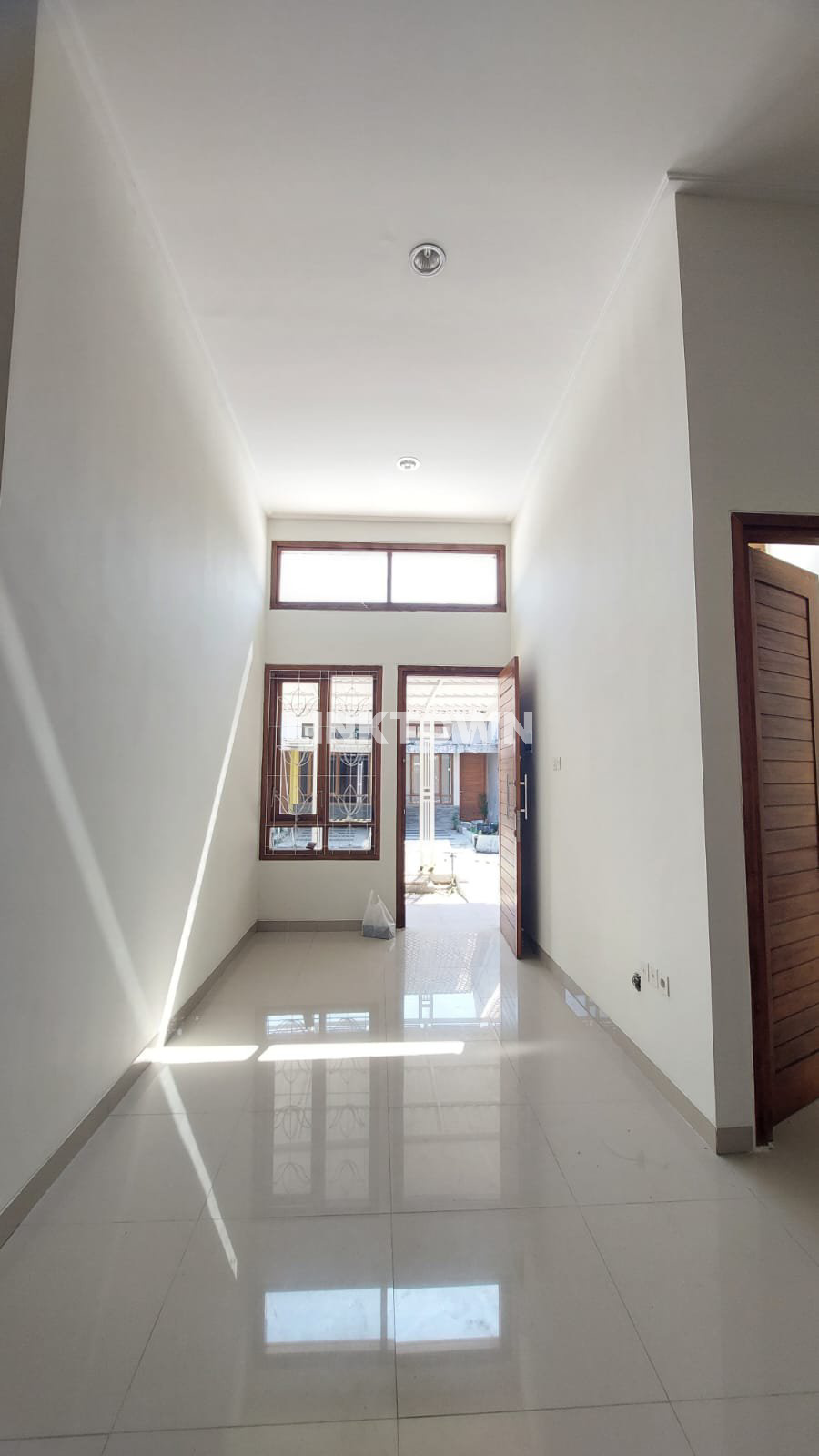Rumah Siap Huni di Kawasan Perum Dealova Kartasura Sukoharjo