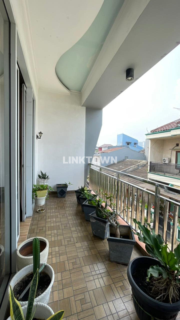 HANYA 750JUTA!!! Rumah 2 Lantai FULL FURNISH