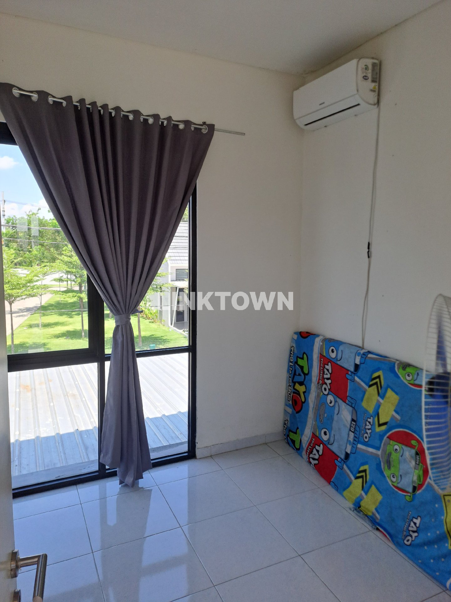 Dijual bisa Over Kredit Rumah Bebas Banjir di Taman Sukodono Regency Sidoarjo