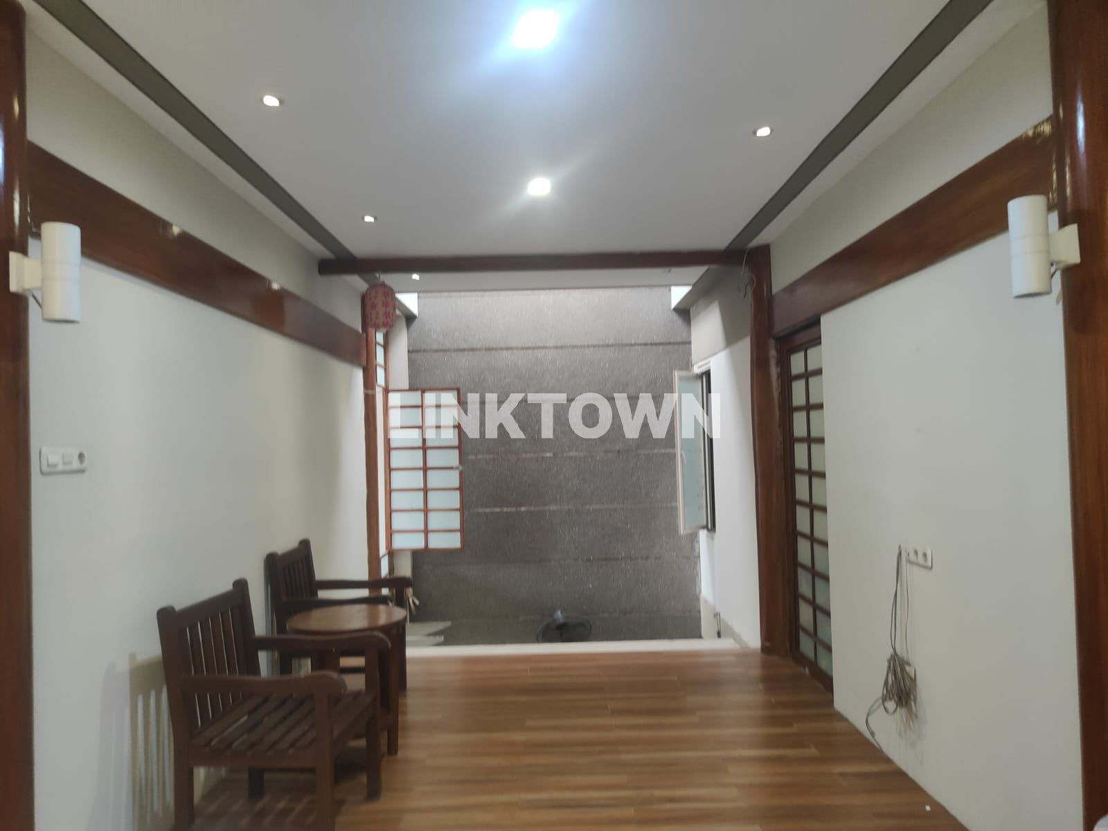 Under Market Hunian Modern di Kawasan Citraland Surabaya Barat