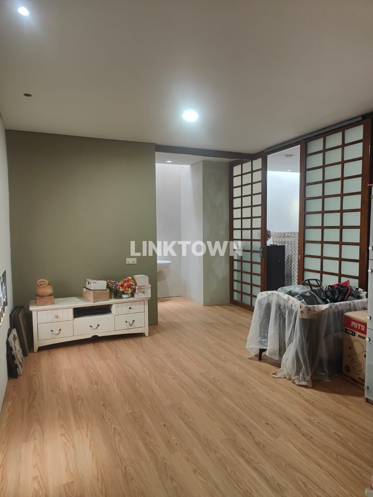 Under Market Hunian Modern di Kawasan Citraland Surabaya Barat