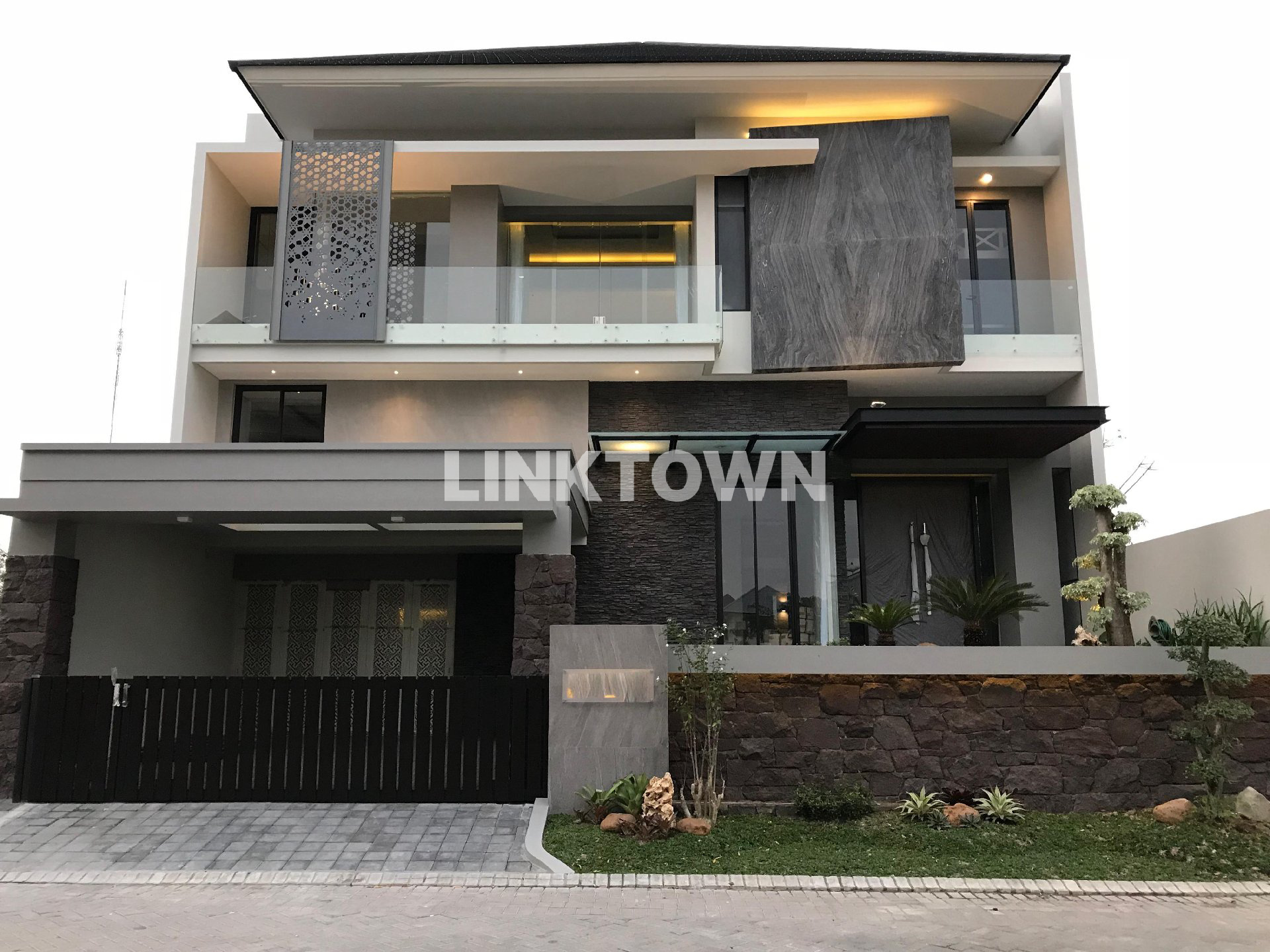 Nego Sampai Deal Hunian Bergaya Minimalis Modern di Puri Sentra Raya Citraland Nego Sampai Deal Hunian Bergaya Minimalis Modern di Puri Sentra Raya Citraland