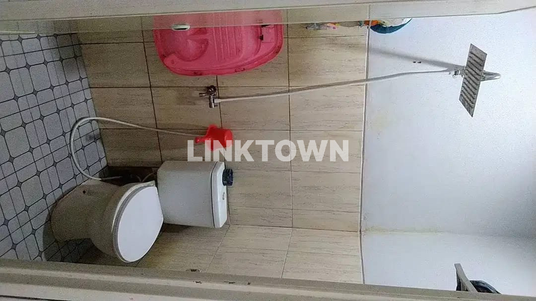 Rumah 2 Lantai Dengan Kitchen Set Pademangan Tangerang