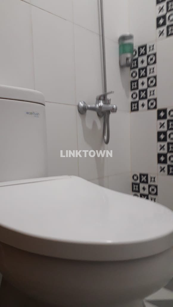 Hotel ini DIJUAL!!! dengan 27 Kamar Tidur SEMI FURNISH