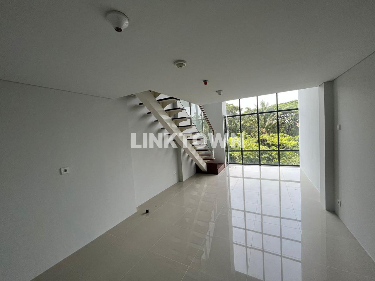 Apartemen Mezzanine Siap Huni di Soho Cornell Kawasan Uc Citraland