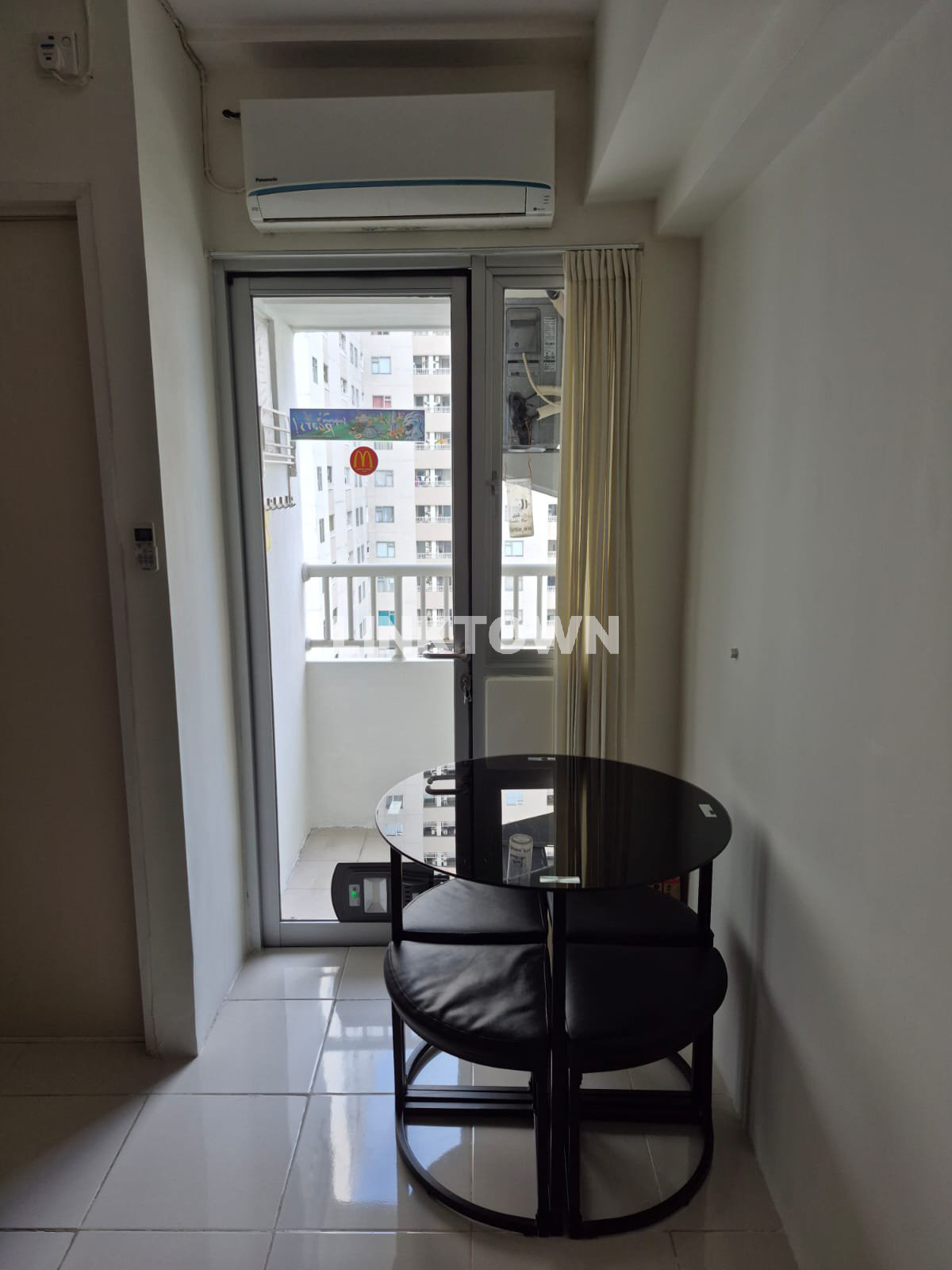 Disewakan Nego Full Furnish Apartemen Type Studio di Educity Surabaya Timur Disewakan Nego Full Furnish Apartemen Type Studio di Educity Surabaya Timur