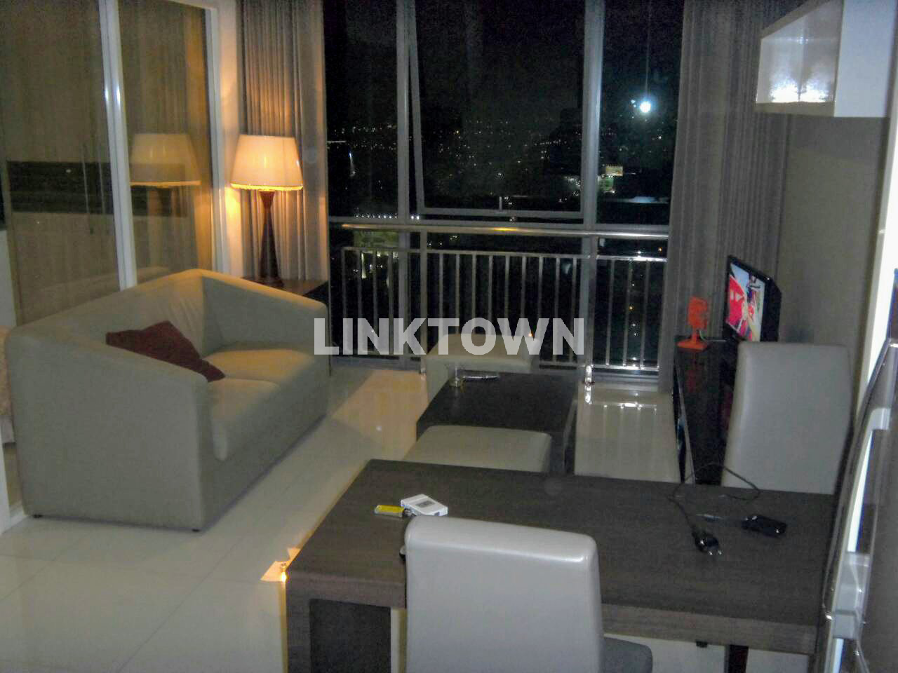 Full Furnish Nego Apartemen Type 1 Br di Cito Surabaya Dekat Akses Tol Waru