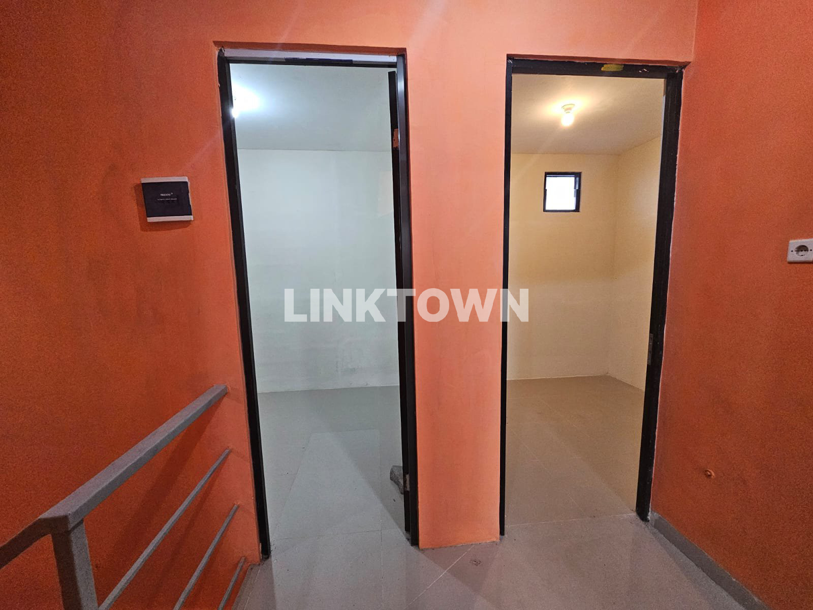 Nego Tipis Rumah 2 Lantai Strategis di Wellington Park Residence