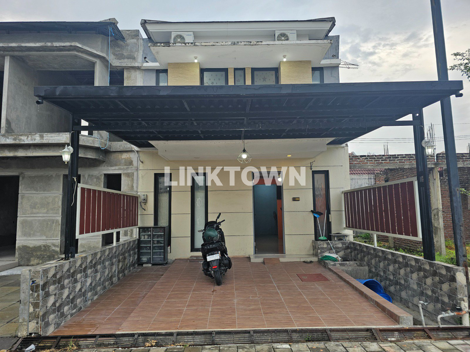 Nego Tipis Rumah 2 Lantai Strategis di Wellington Park Residence Nego Tipis Rumah 2 Lantai Strategis di Wellington Park Residence