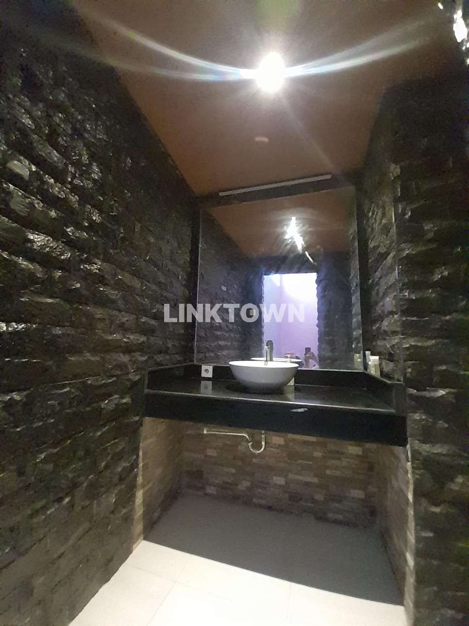 Dijual Rumah Srategis di Kawasan Pondok Citra Eksekutif Selangkah ke Raya Merr