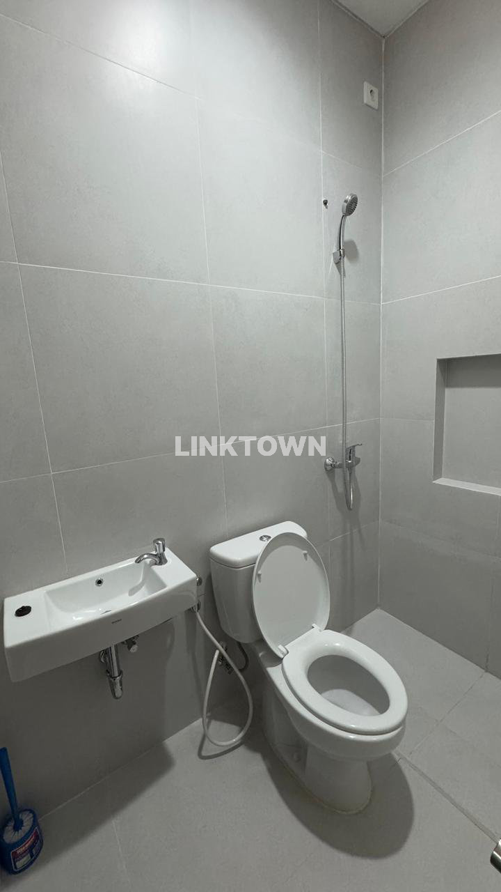 Disewakan Rumah 2 Lantai Siap Huni di Northwest Park Citraland