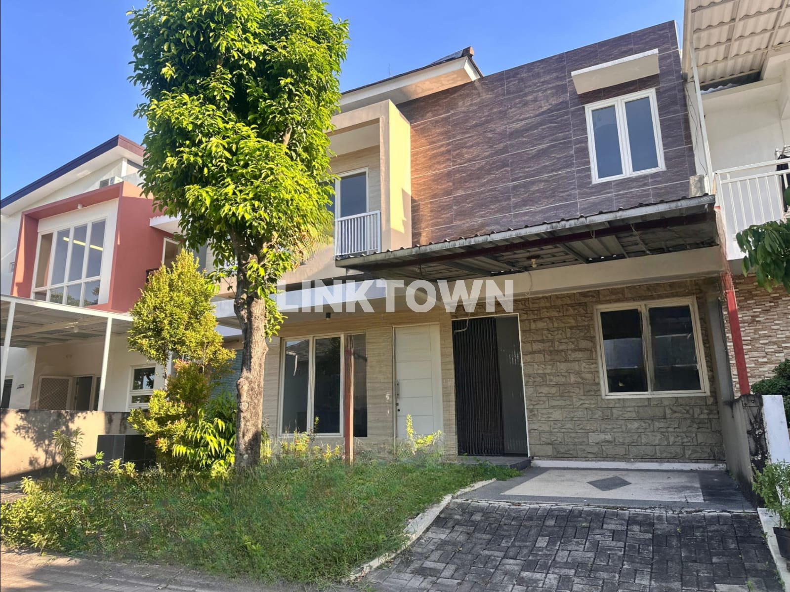 Disewakan Termurah Rumah di Kawasan Woodland Citraland Surabaya Disewakan Termurah Rumah di Kawasan Woodland Citraland Surabaya