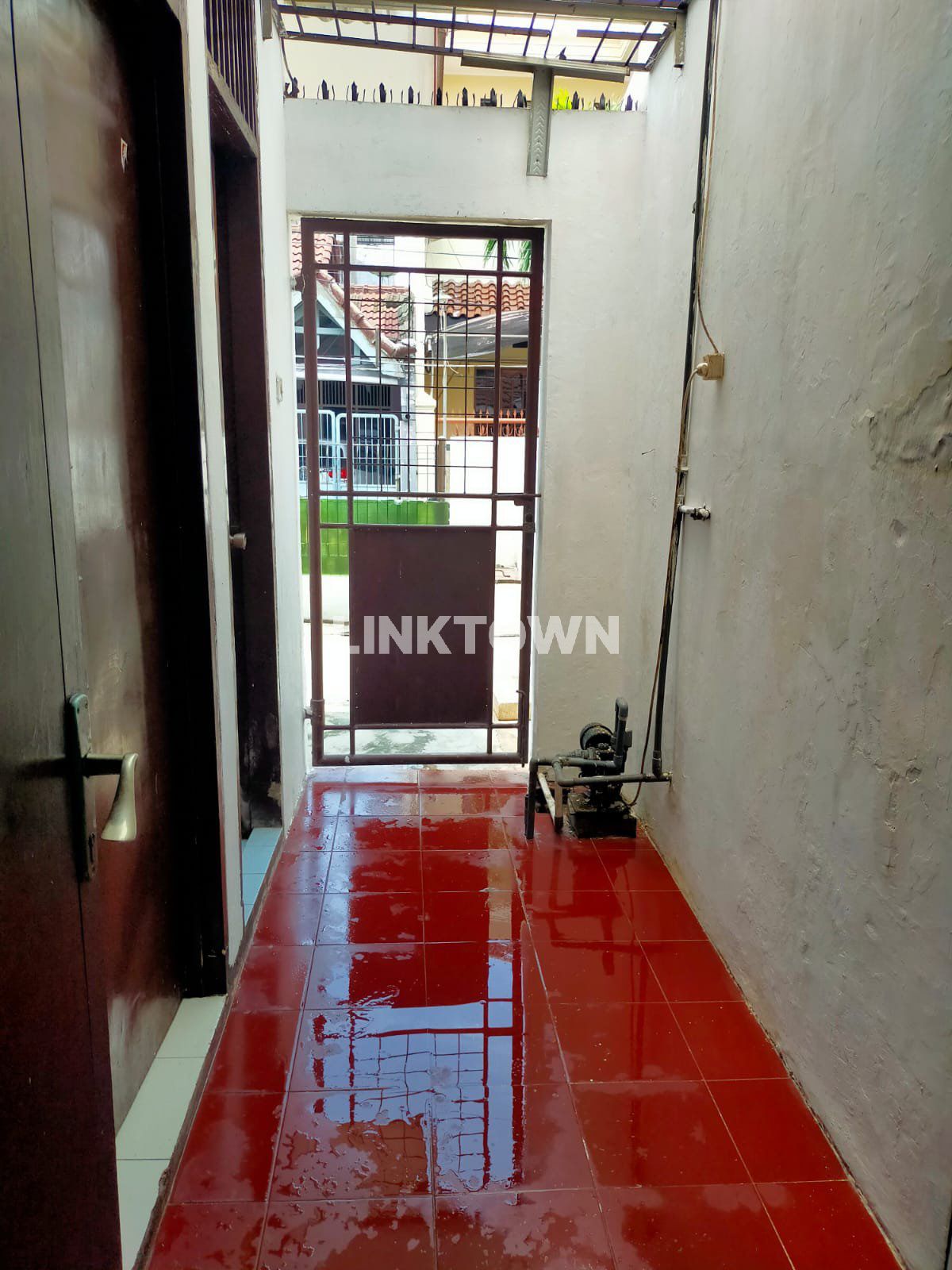 Disewakan Murah Rumah 1 Lantai Siap Huni Strategis Sutorejo Prima Dekat Pakuwon City