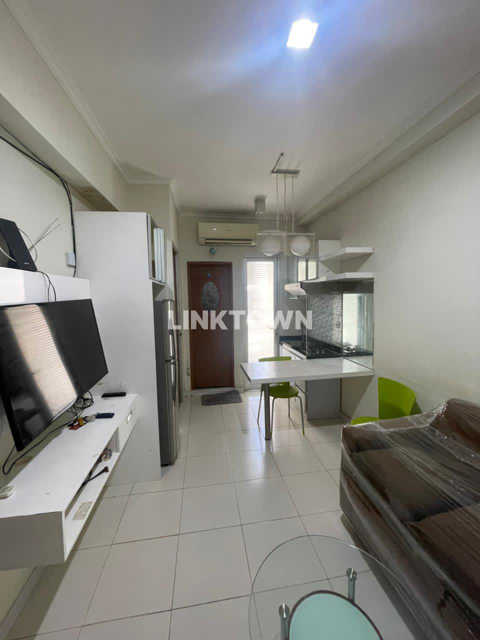 Furnish dengan View Kolam Renang Apartemen Type 2Br di Gunawangsa Merr Furnish dengan View Kolam Renang Apartemen Type 2Br di Gunawangsa Merr