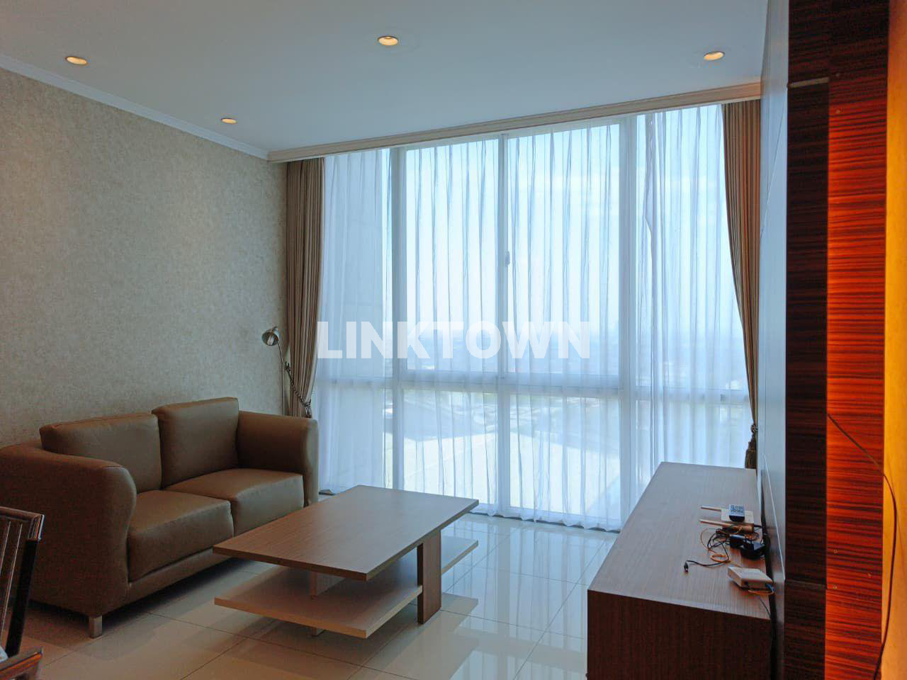 Disewakan Furnish Apartemen 3 Br di Ciputra World Vue
