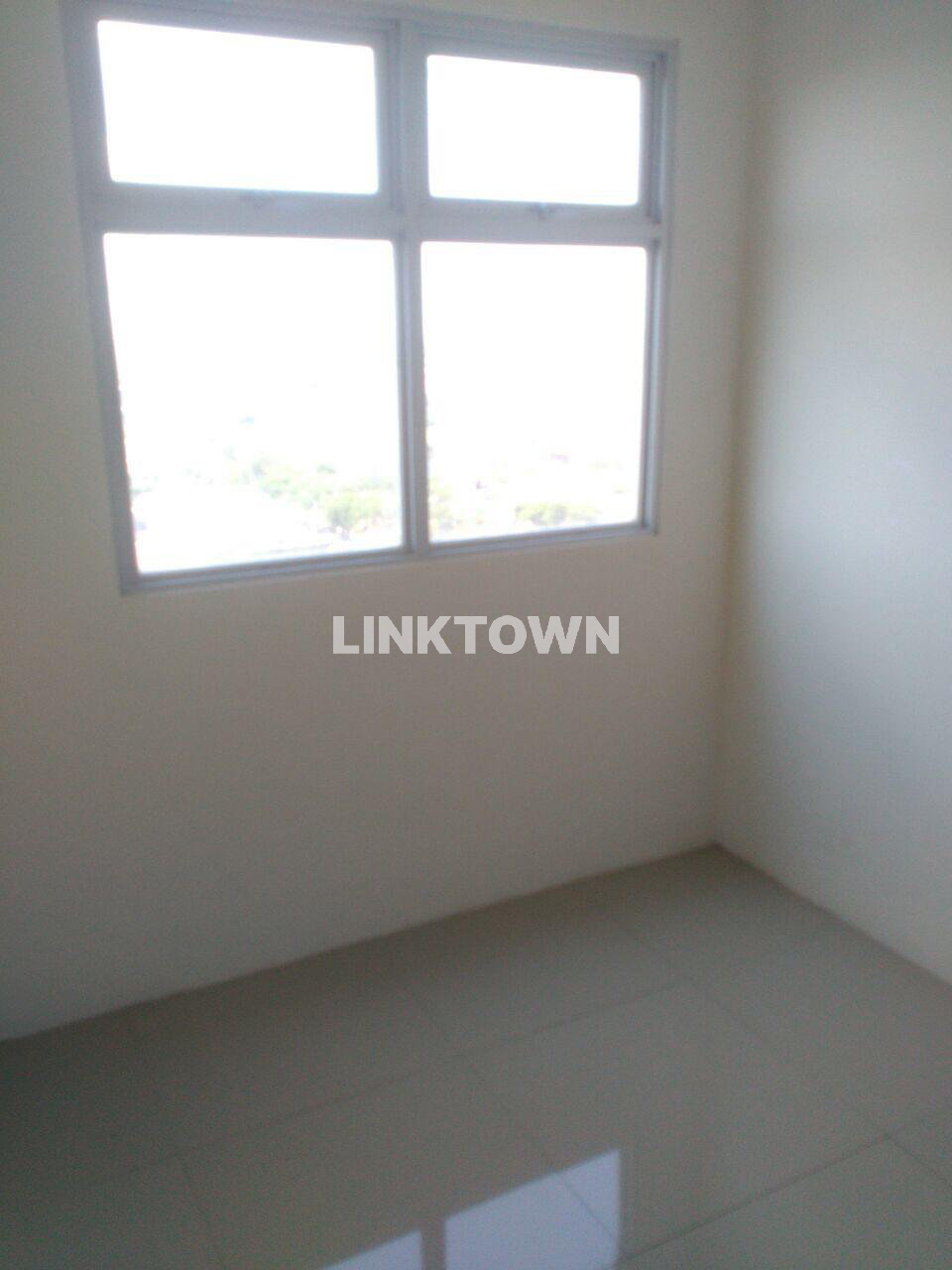 Apartemen Unfurnished Siap Huni Dekat Pusat Kota di Apartemen Gunawangsa Merr